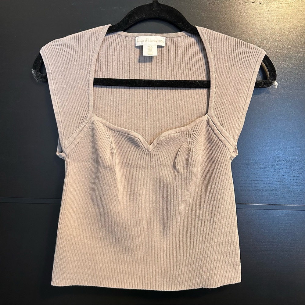 Grey sweetheart neckline blouse